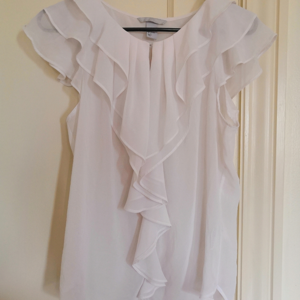 Forever 21 Chiffon Sleeveless Blouse